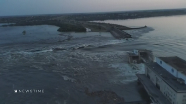 Staudamm zerstört: Tausende Menschen sind in der Ukraine von den Fluten bedroht