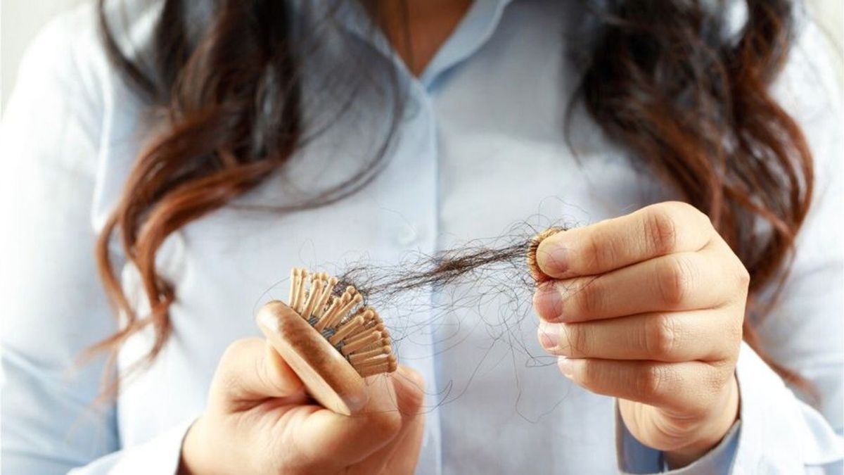 Haarausfall vermeiden: Das solltest du beim Haarewaschen beachten