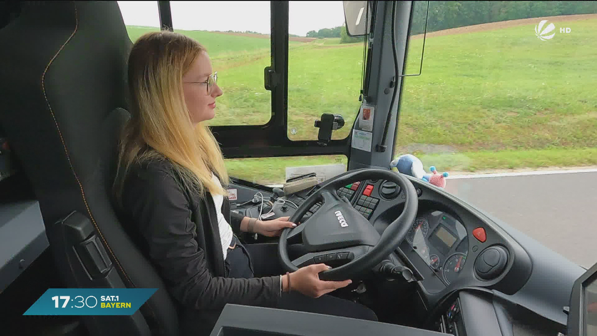 Traumberuf Busfahrerin: Leonie ist Bayerns jüngste Linienbusfahrerin