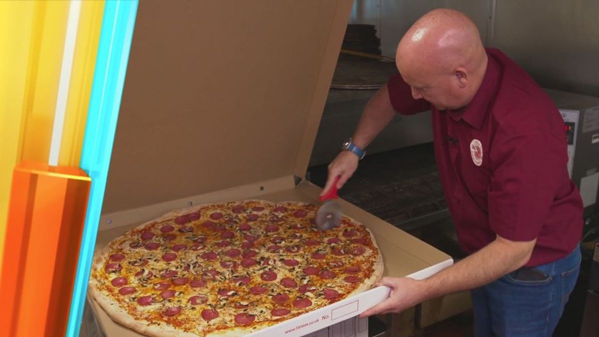 Pizza-Challenge in Irland: Ist die 84-cm-Monsterpizza in 45 Minuten zu schaffen?