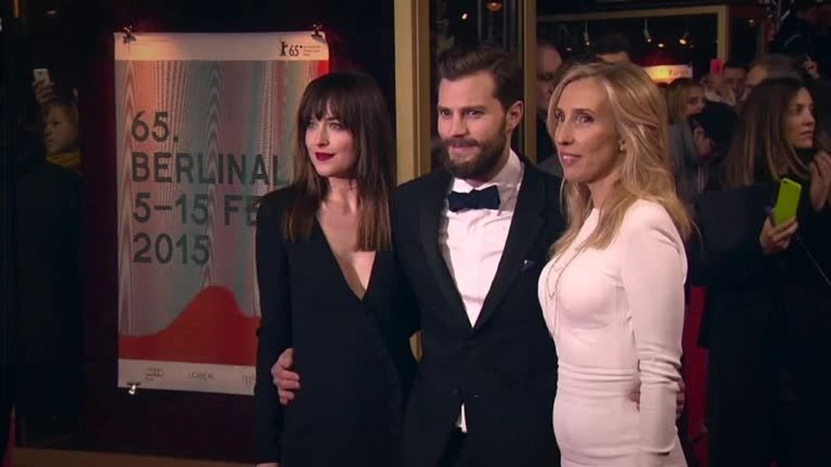 FSOG_Premierenclip_sixx_12022015_ST1423742250