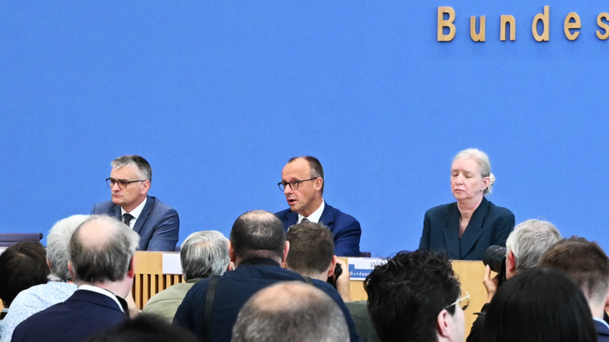 Kanzler Merz zieht erstes Fazit