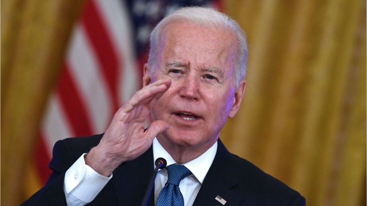 Erinnert an Trump: Biden beleidigt Journalisten als "Scheißkerl"