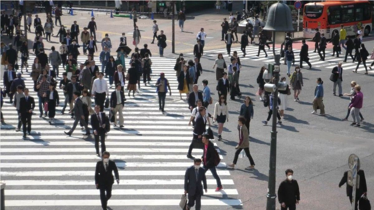 Forscher warnen: Stirbt die Menschheit in 100 Jahren aus?