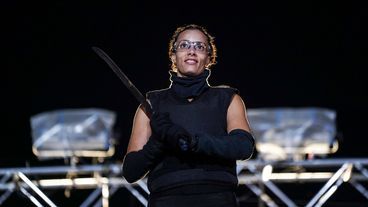 Mit scharfer Klinge
