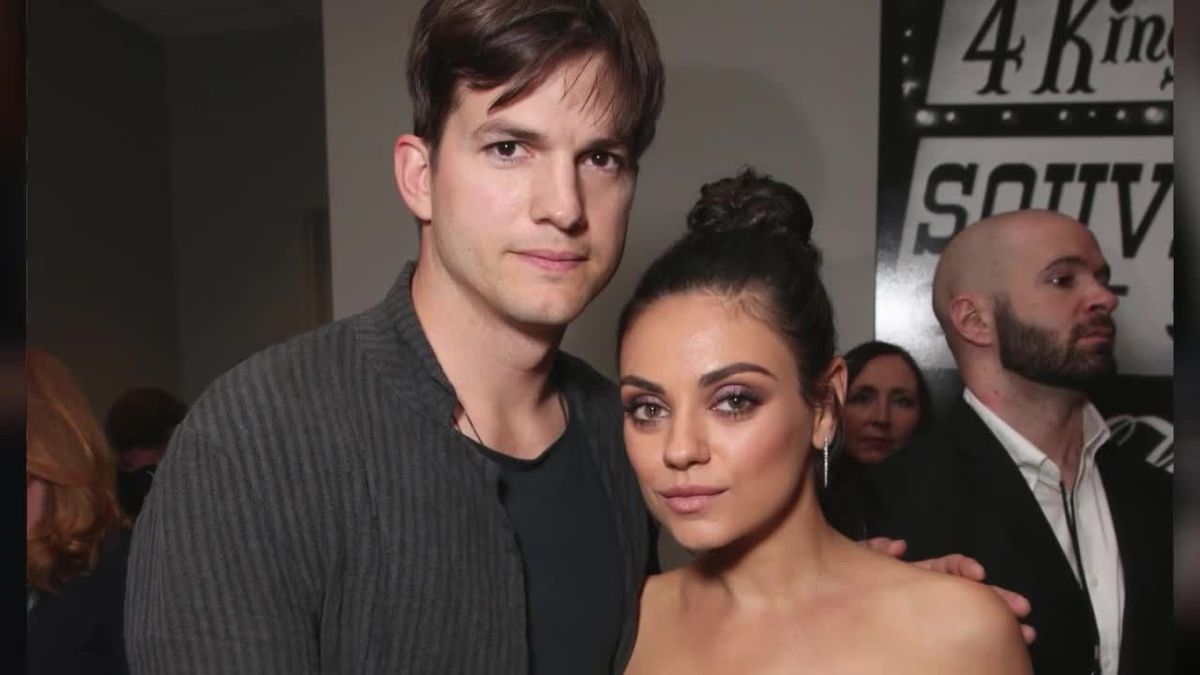 Ashton Kutcher & Mila Kunis: Ihr erster Kuss war illegal!