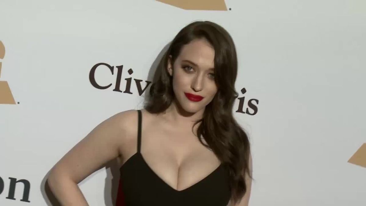 Oje! Diese Veränderung an ihrem Körper bringt "2 Broke Girls"-Star Kat Dennings zur Verzweiflung