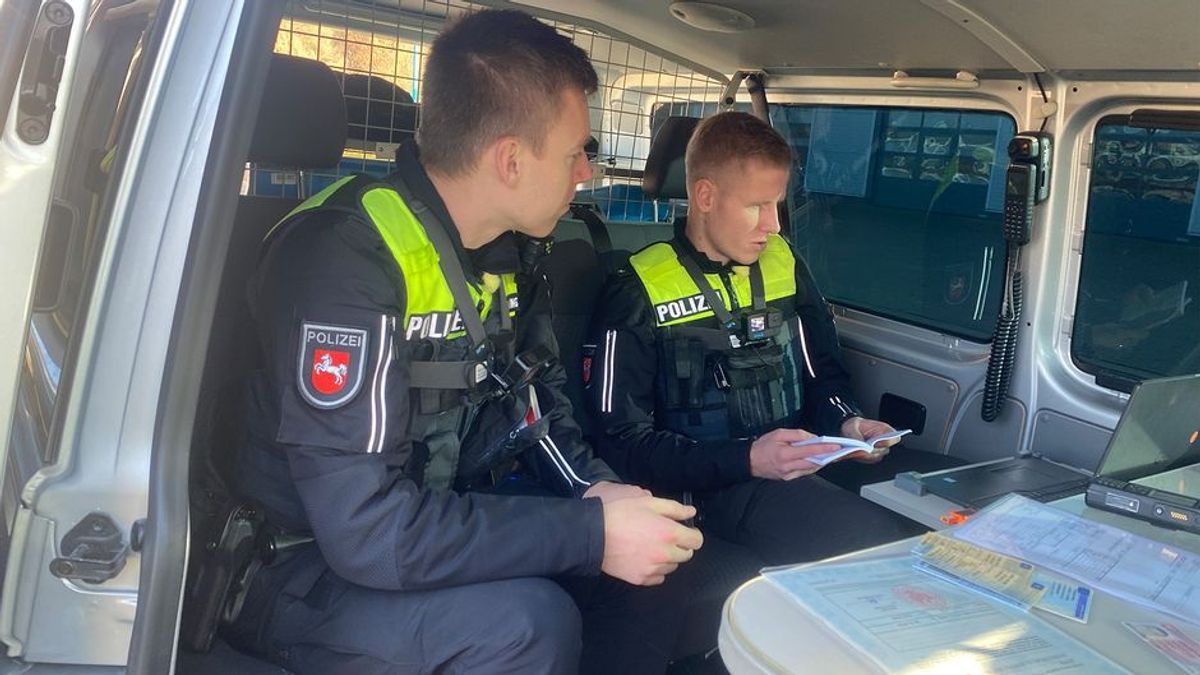Thema u. a.: Lkw Kontrolle auf der A6 und auf einem Berliner Recyclinghof