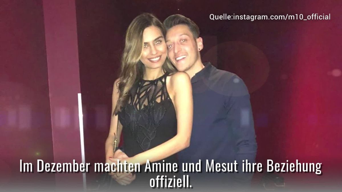 Mesut Özil: Hat er sich heimlich mit Freundin Amine Gülse verlobt?