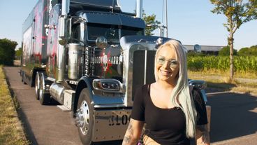 Sabrinas erste Fahrt mit einem amerikanischen Traum-Truck
