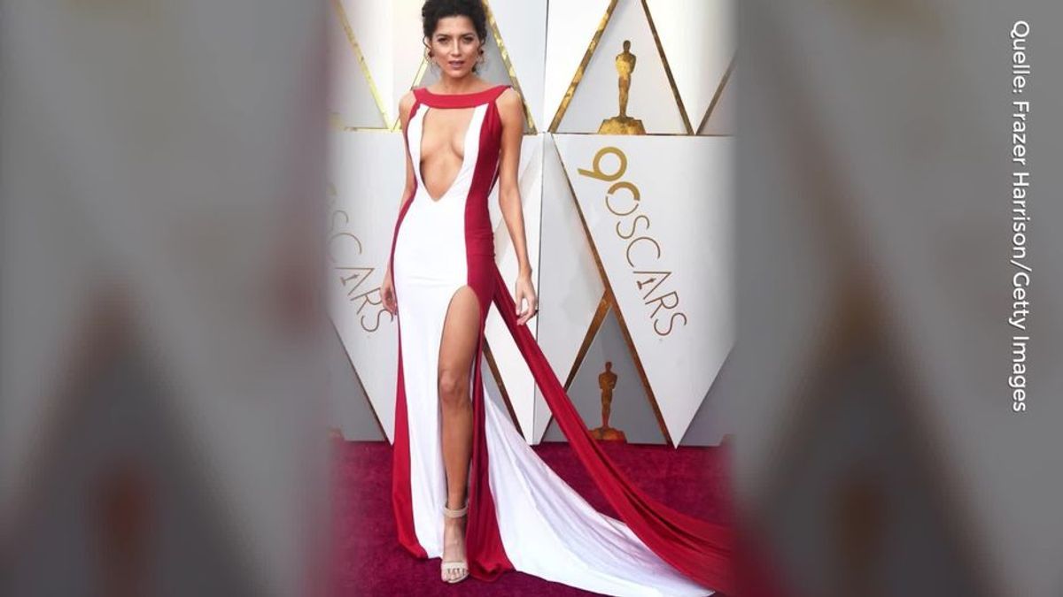 Beinschlitz-Kleid: Blanca Blanco auf dem Oscars®-Red-Carpet