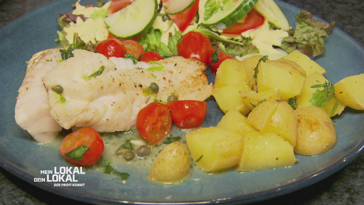 Fisch, Kartoffeln und Salat