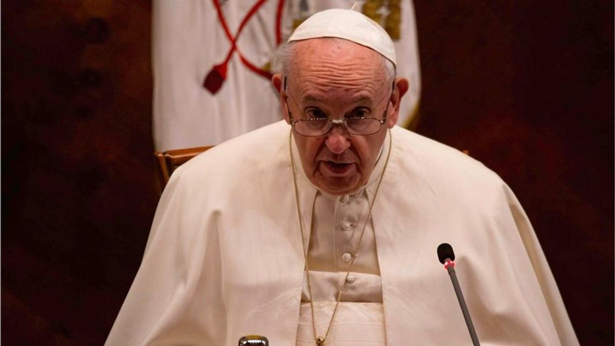 Dieser Titel sorgt für Aufsehen: Papst zu "Sexist Man Alive" gekürt