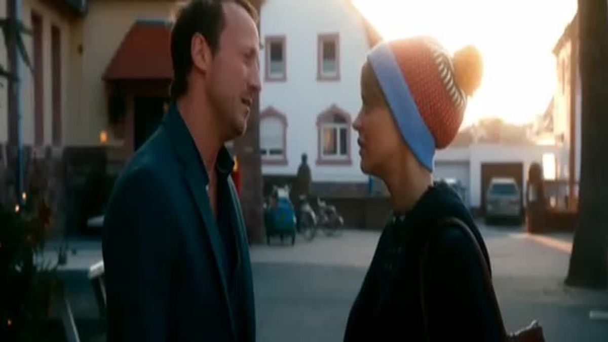 Alles ist Liebe - Trailer