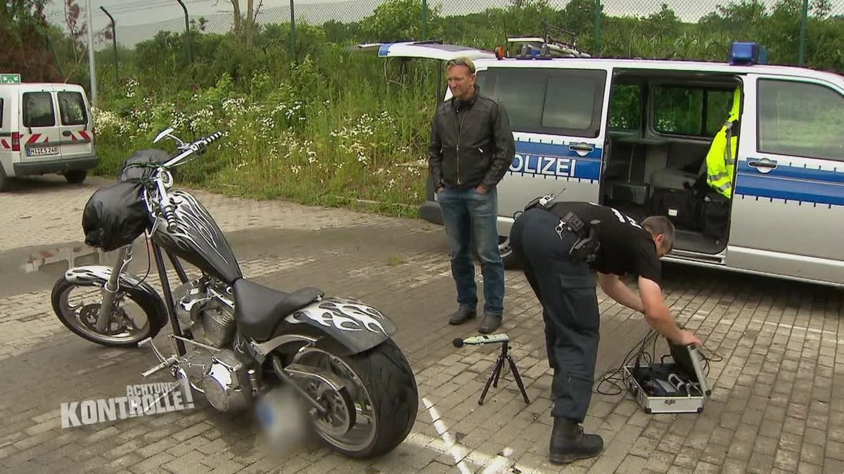 Achtung Kontrolle! Einsatz für die Ordnungshüter