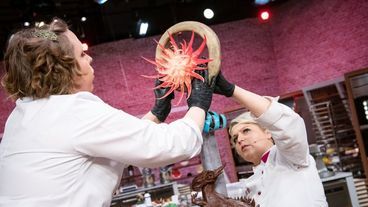Das Halbfinale: Welches Profi-Team präsentiert den besten Superhelden?