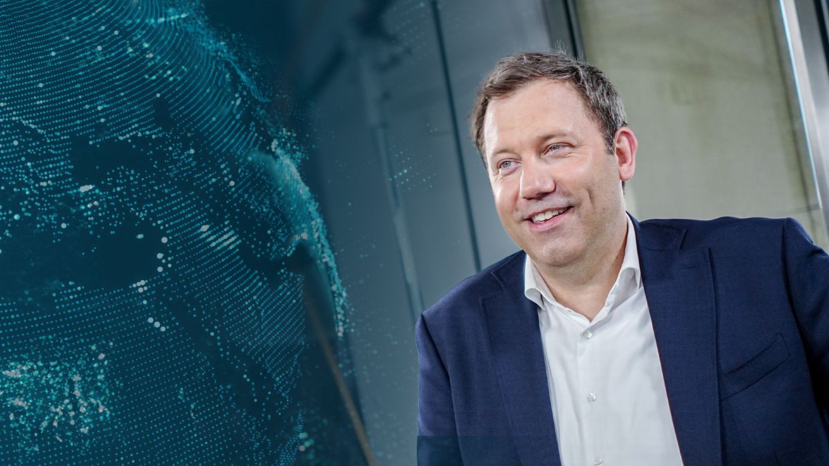 100 Tage Koalition: Klingbeil im Gespräch