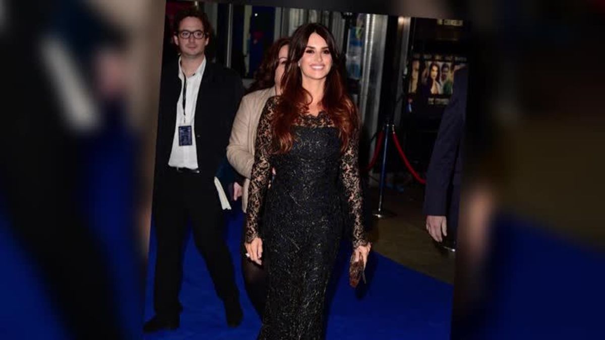 Penelope Cruz sexy Post-Baby-Look
