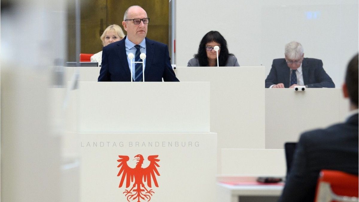 Verschärfte Regeln: Corona-Notlage in Brandenburg