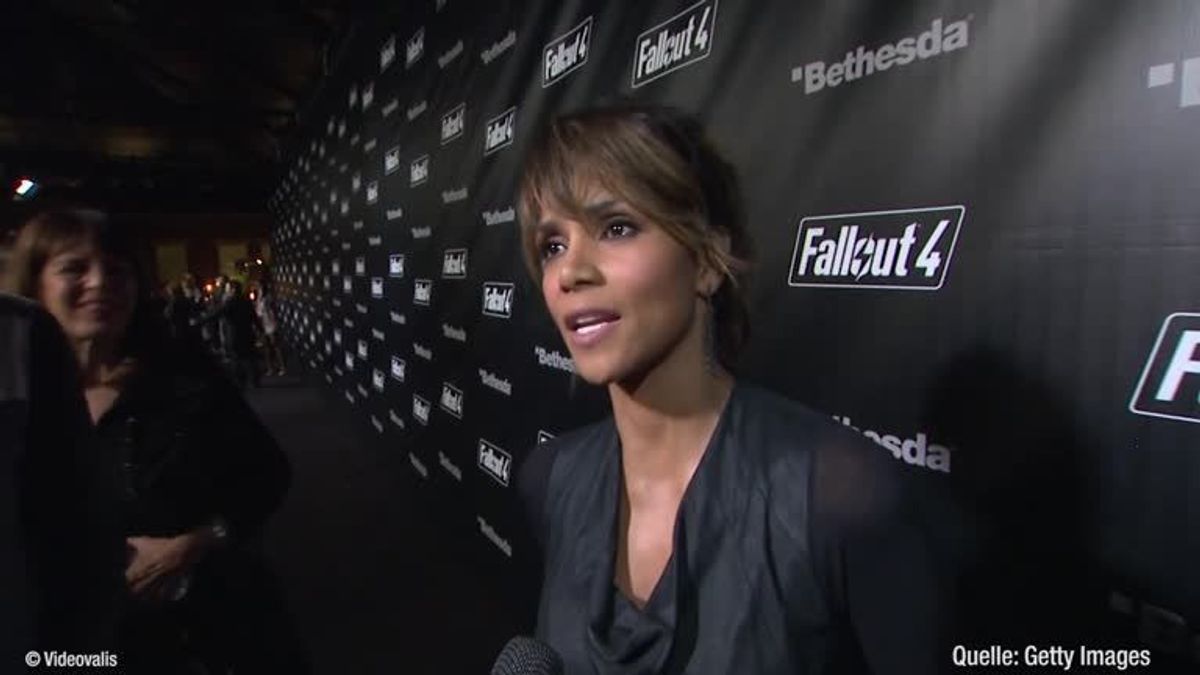 Halle Berry lässt die Hüllen fallen