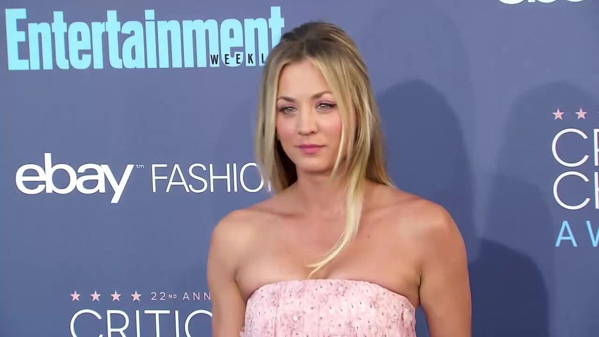 Ups, das sollte wohl anders aussehen! Das passiert wenn Kaley Cuoco mit ihren "The Big Bang Theory"-Kollegen