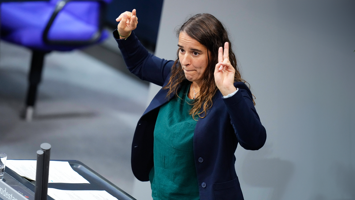 SPD-Politikerin Heike Heubach sorgt für historische Premiere im Bundestag