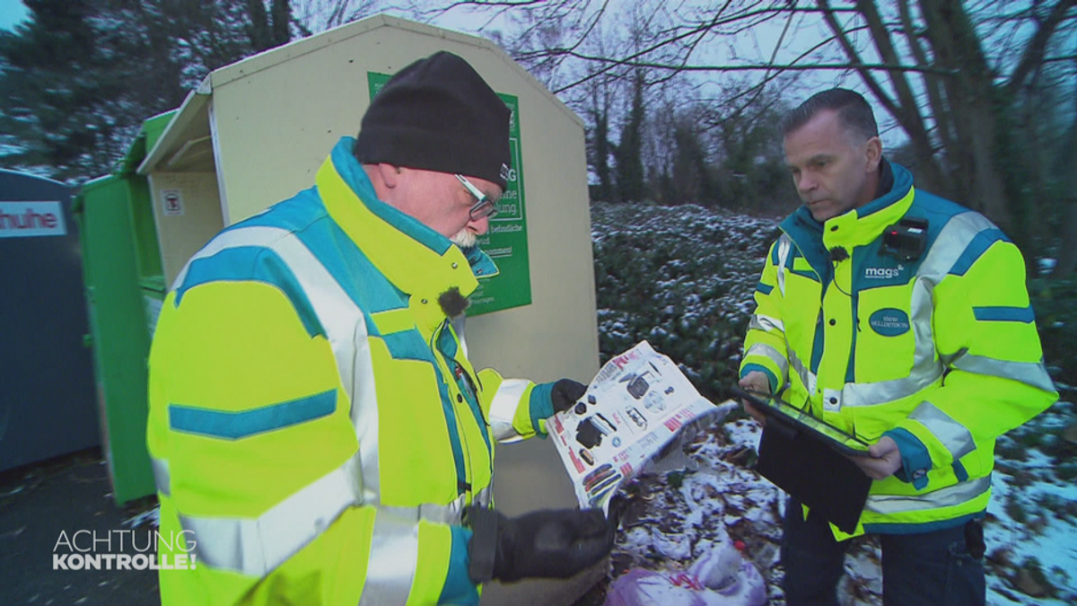 Müllsündern auf der Spur - Mülldetektive Mönchengladbach