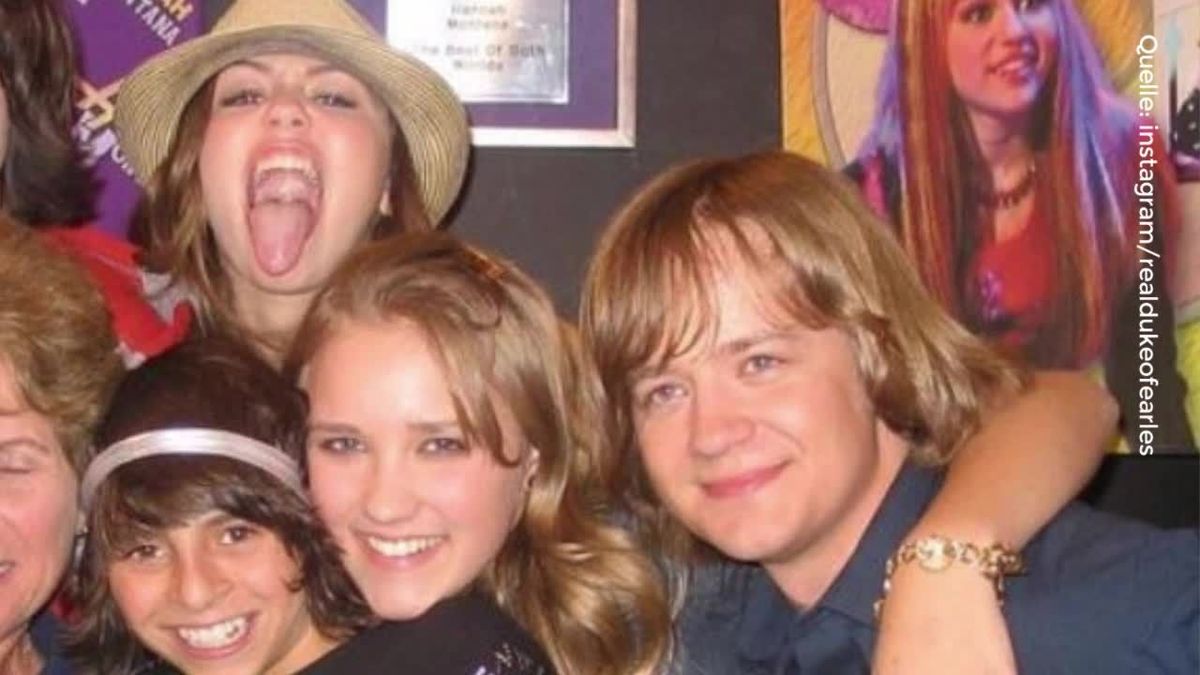 Hannah Montana: So sieht Mileys Serien-Bruder Jackson alias Jason Earles heute aus