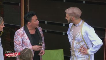"Ein Mann im Faschingskostüm": Zickenkrieg zwischen Sam und Matthias!