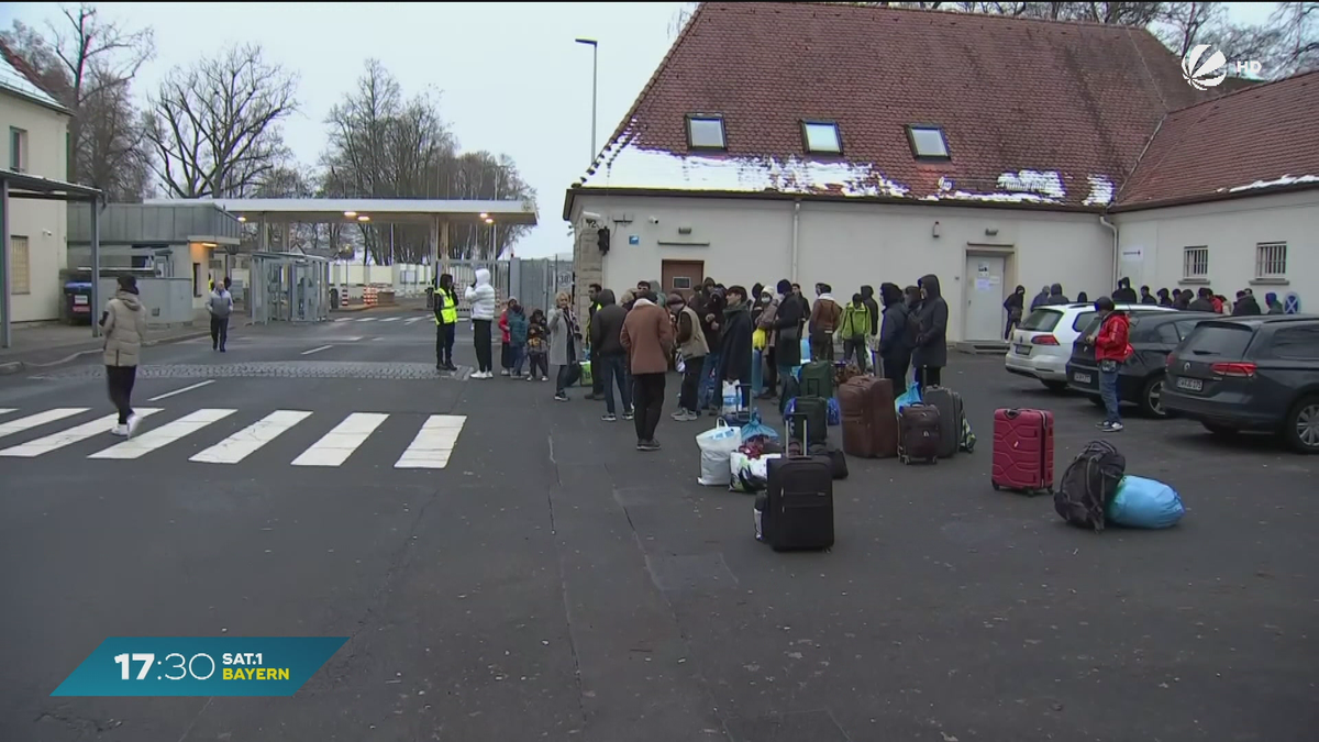 Einwanderung in Bayern: Zahl der Asylanträge sinkt