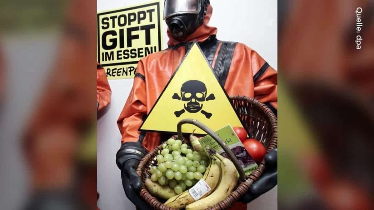 Abwaschen hilft nicht: Diese Frucht hat die meisten Pestizidrückstände