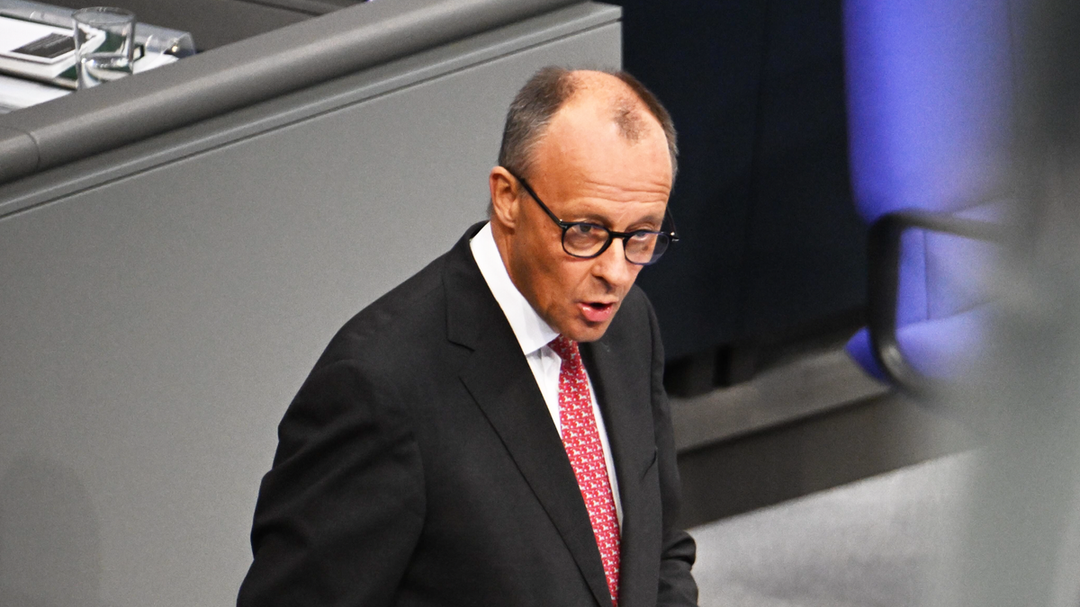 Hitziger Schlagabtausch im Bundestag
