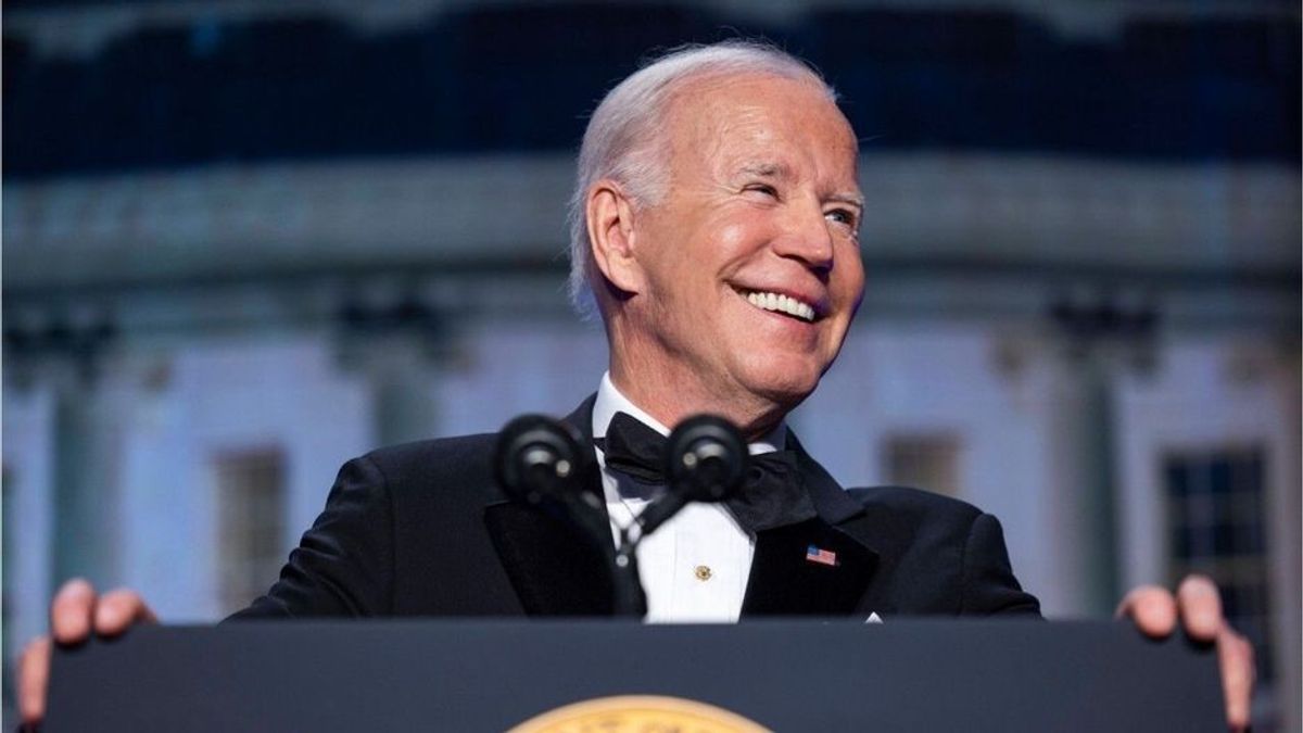 Bei Medien-Galadinner: Biden reißt Witze über Trump, Putin und sich selbst