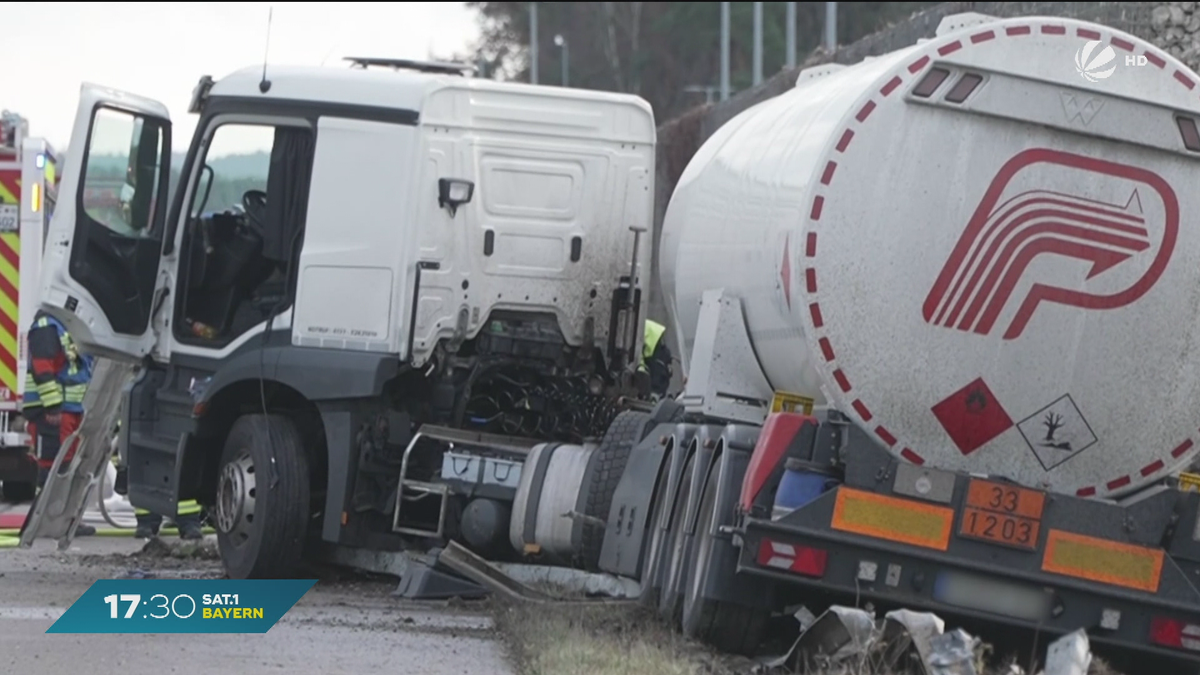 Unfall auf der A9: Tanklastzug kracht in Schallschutzmauer