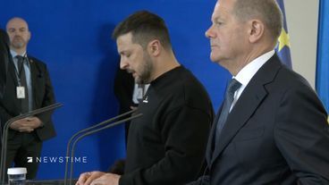 Präsident Selenskyj mit Karlspreis in Aachen ausgezeichnet