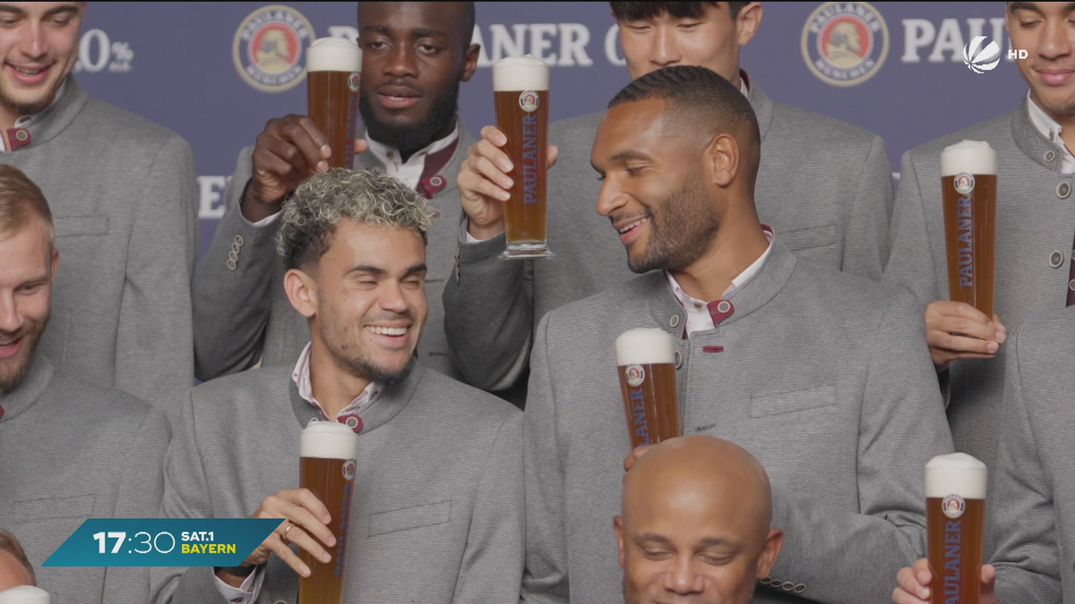 Bundesliga-Start für den FC Bayern: Lederhosen, Akkordeon und viel Vorfreude
