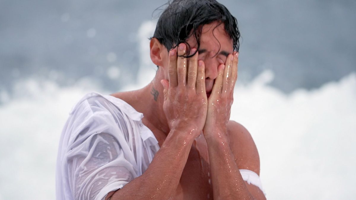 "Einfach überleben!" Dominik kämpft mit den Wassermassen