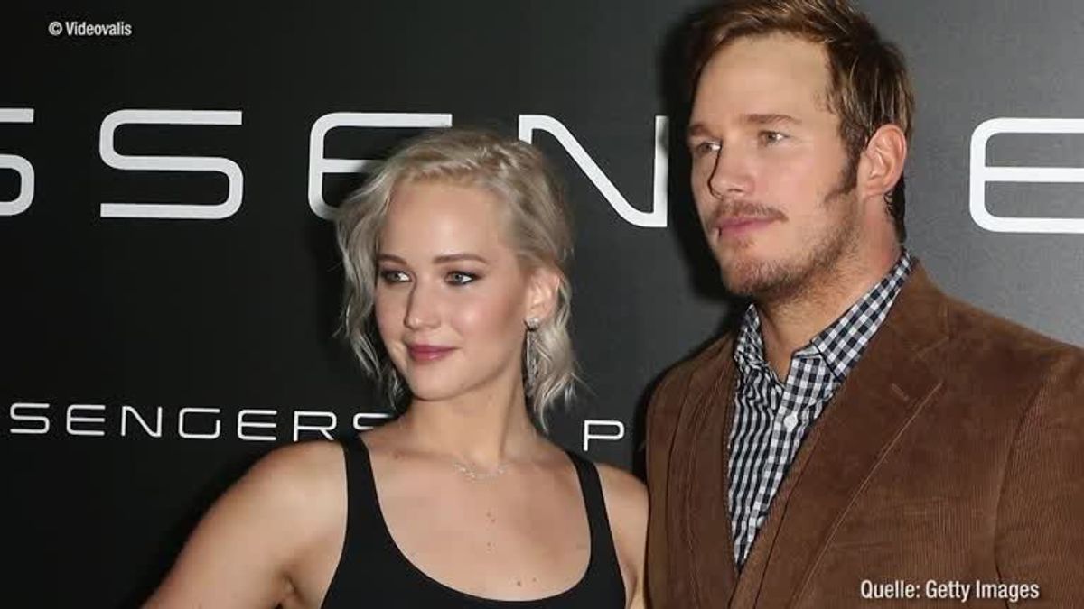 Jennifer Lawrence ohne BH auf der CinemaCon