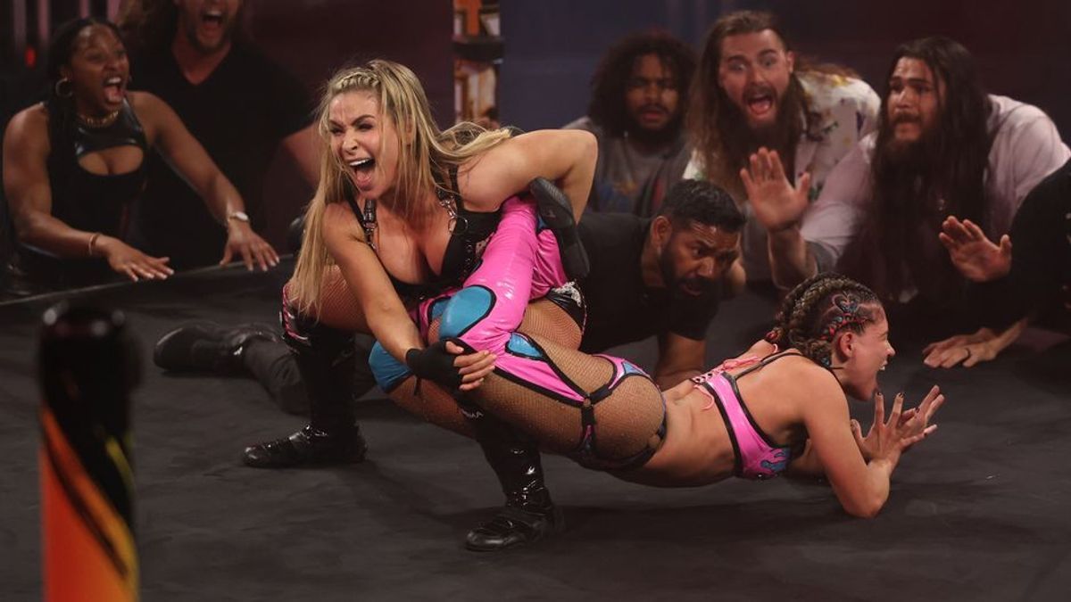 Natalya vs. Lola Vice im brutalen NXT Underground Match