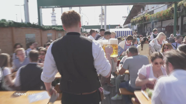 Altweibersommer beschert Münchner Oktoberfest gigantischen Bierumsatz
