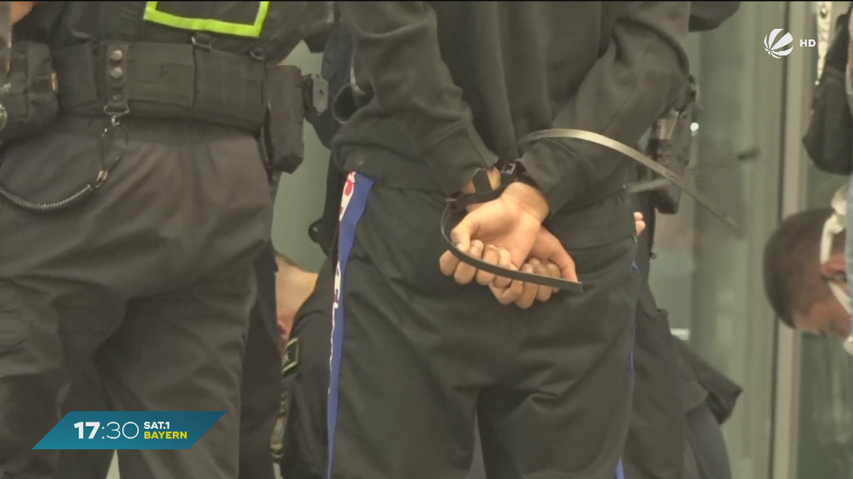 Für mehr Transparenz: Polizei muss Nationalität von Tatverdächtigen nennen