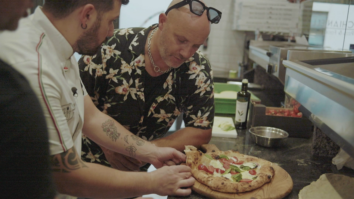 Pizza Vesuvio: Schudel in Napoli