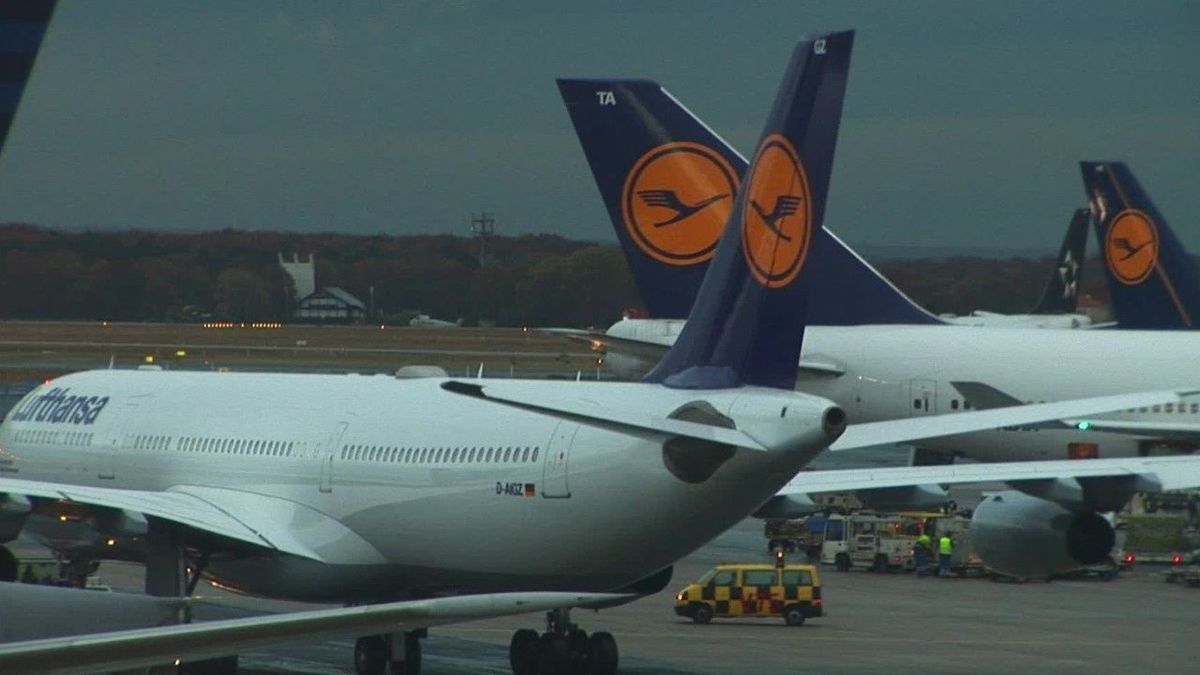 Lufthansa schafft "Damen und Herren" an Bord ab