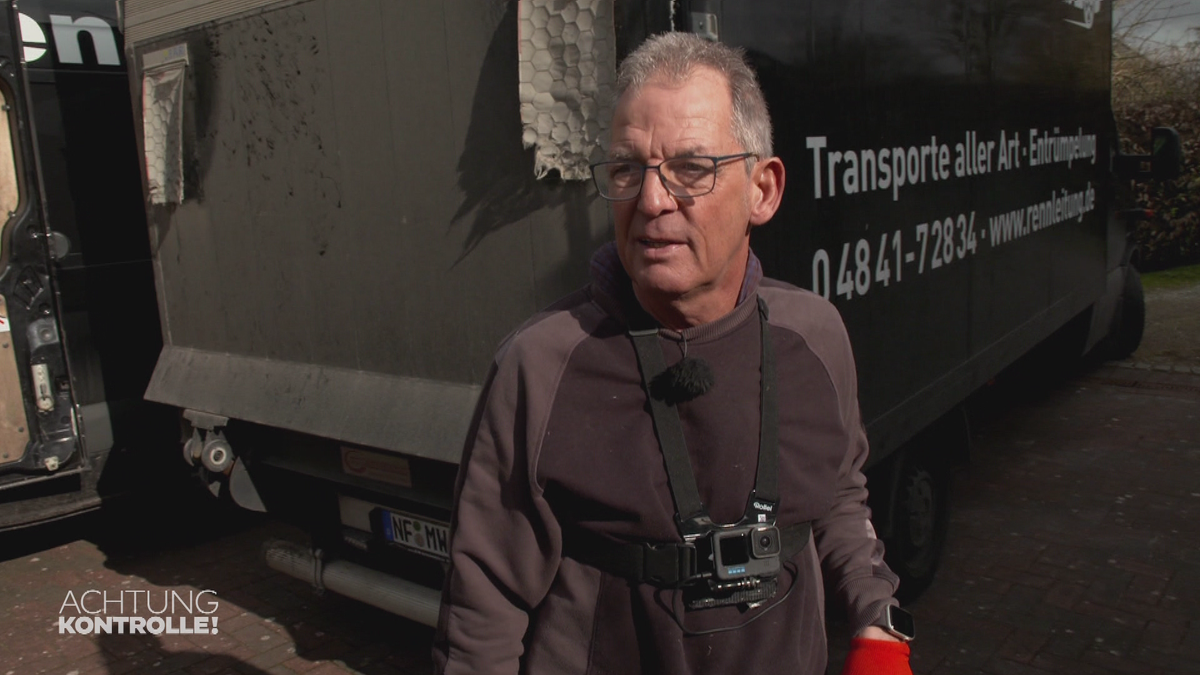 Mit vereinten Kräften - Entrümpler in Husum