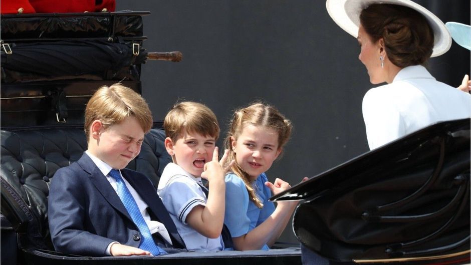 Trooping the Colour 2022: Royal Family begeistert zum 70. Thronjubiläum der Queen