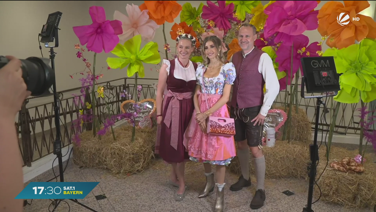 Cathy Hummels im Wiesn-Fieber: private Party mit Stars, Selfies und Dirndl