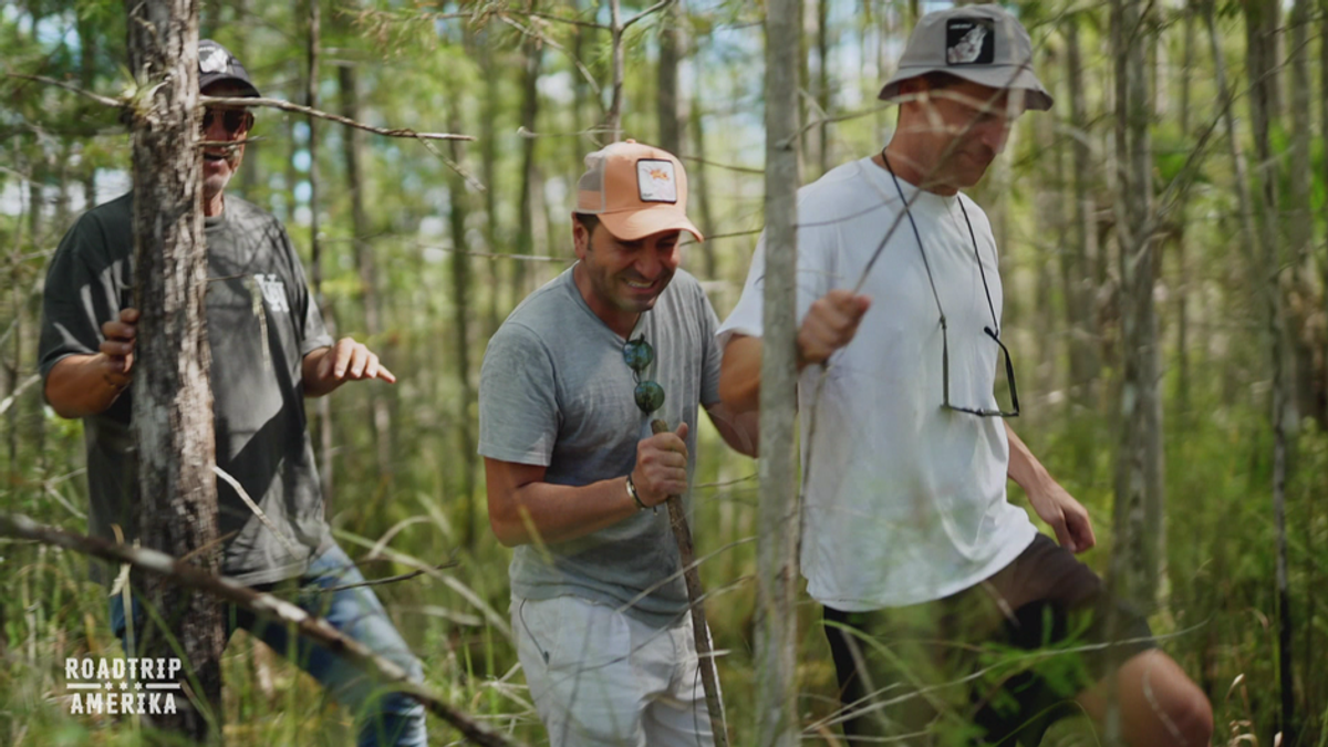 In Florida treffen die Köche "den Mann mit der größten und längsten Python"