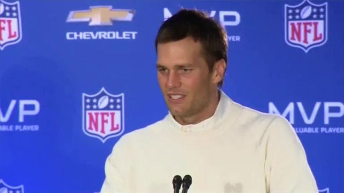 So macht sich das Netz über Tom Bradys neue Frisur lustig