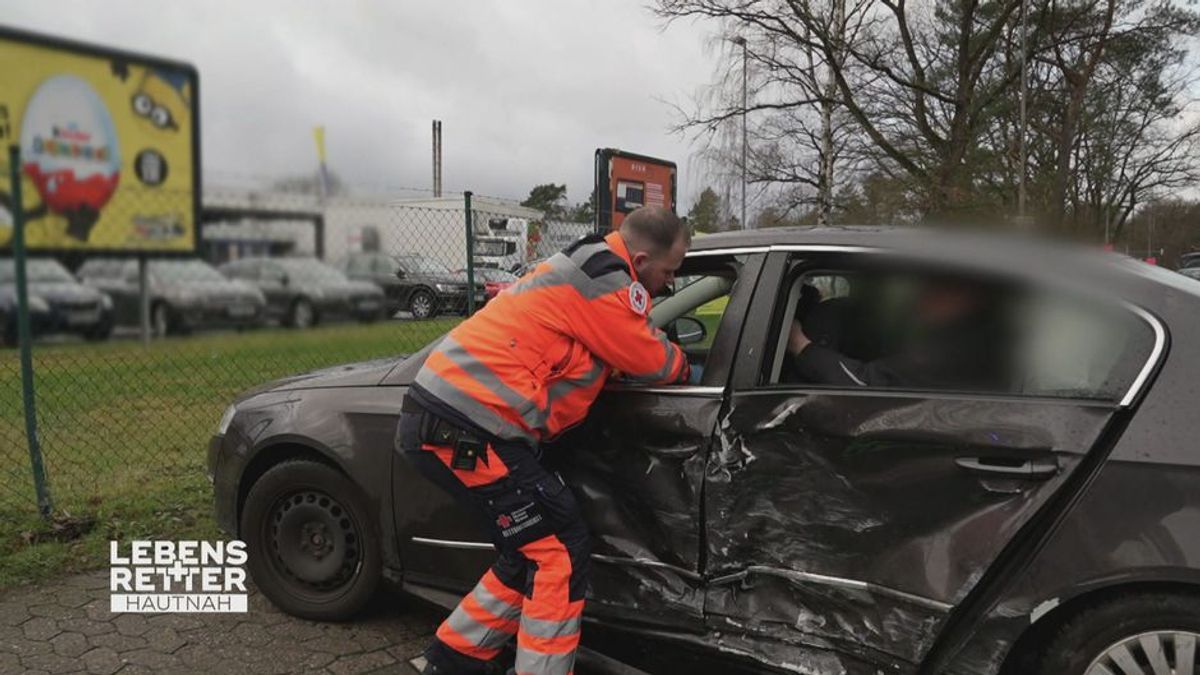Einsatzgebiet Celle: Verkehrsunfall auf einer Kreuzung