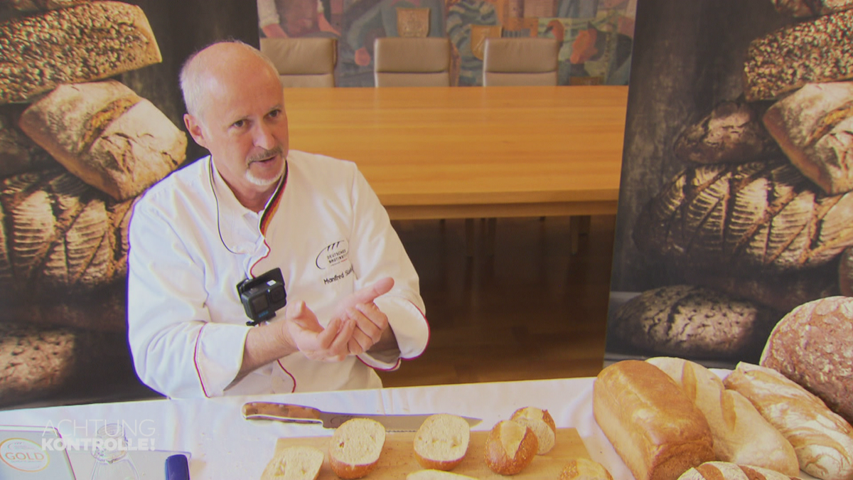 Brottester aus Leidenschaft - Brotprüfer Manfred Stiefel